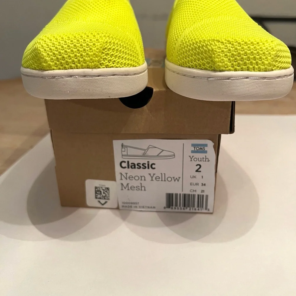 Toms Kids Classic Neon Yellow Mesh Slip-On Sneakers